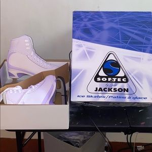 Softec brand new figure skates